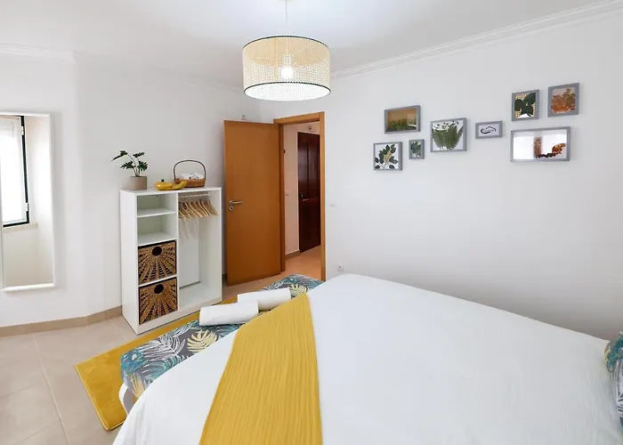 Manelmar Apartment *