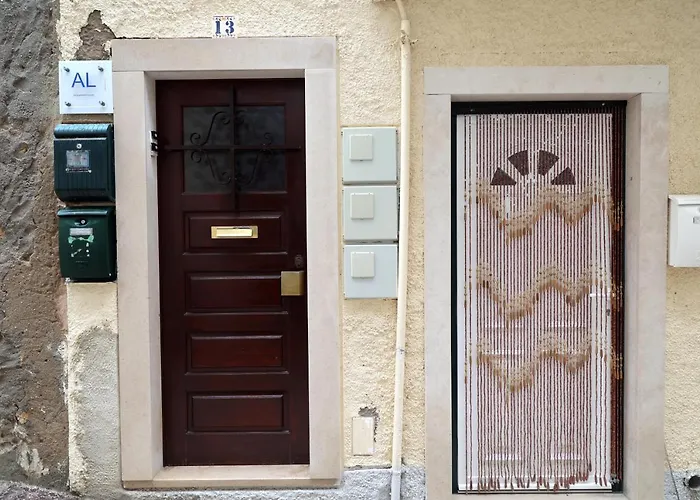 Manelmar Apartment *