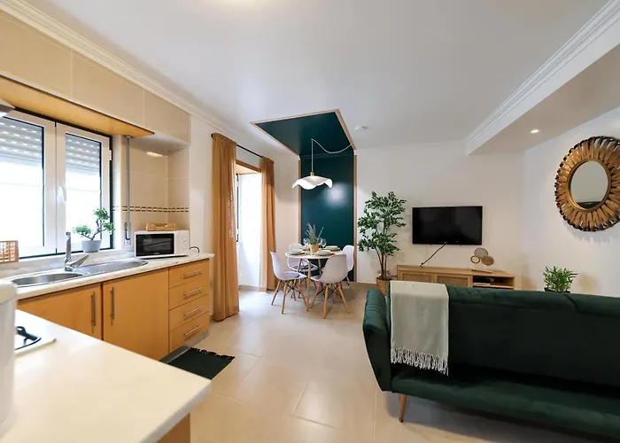Manelmar Apartment *